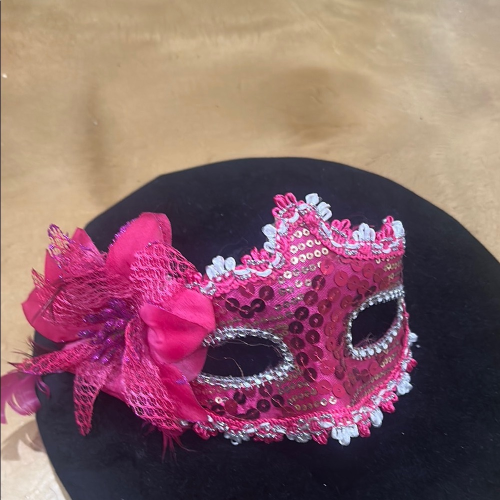 Glamorous Pink Sequin Masquerade Mask